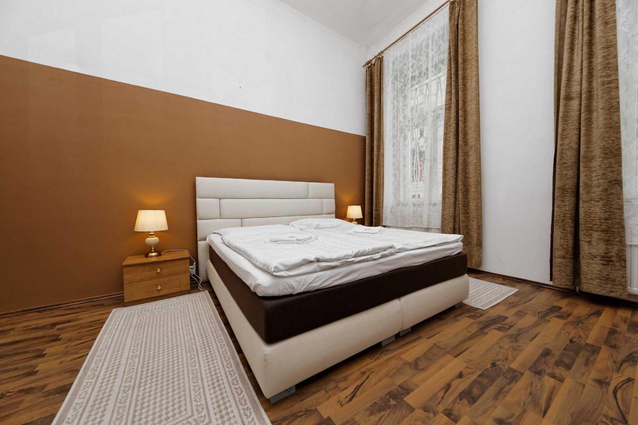 Apartments U Cisare Praha Bagian luar foto