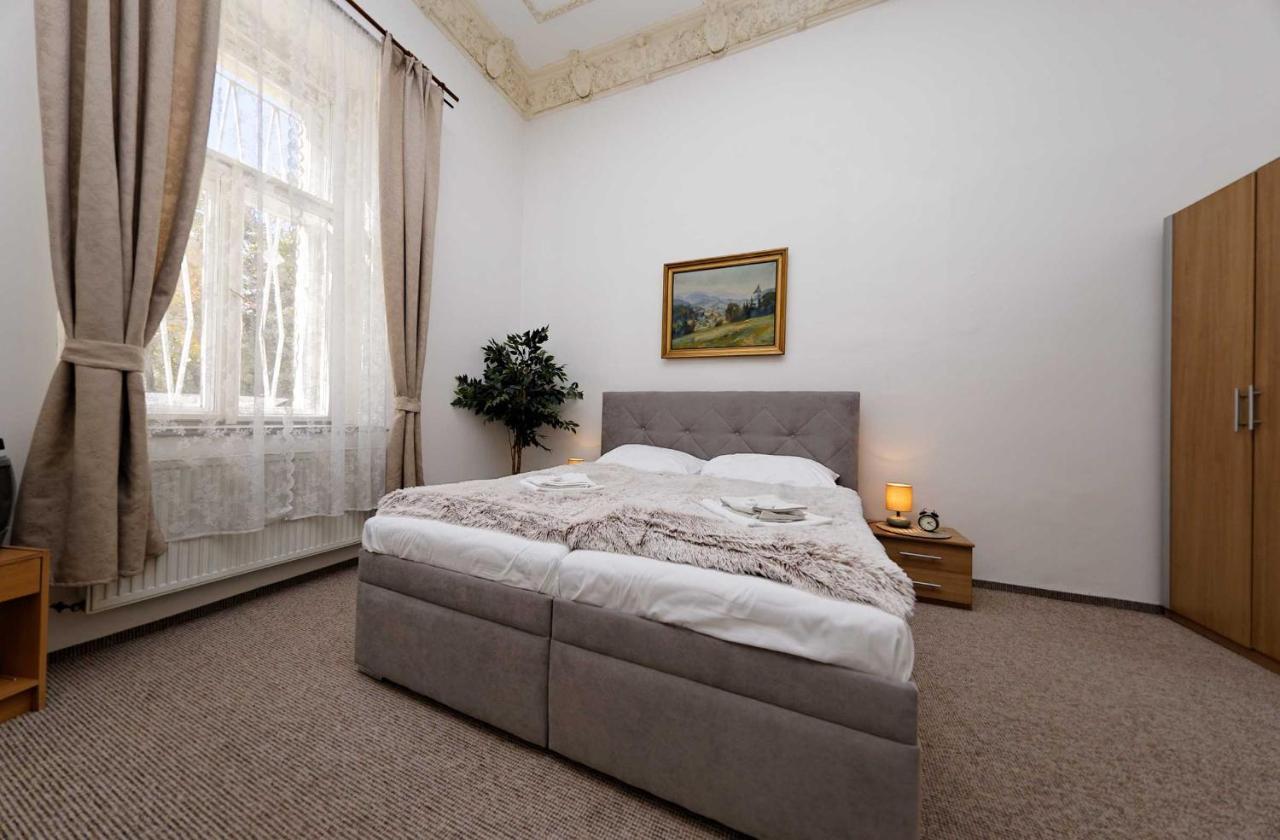 Apartments U Cisare Praha Bagian luar foto