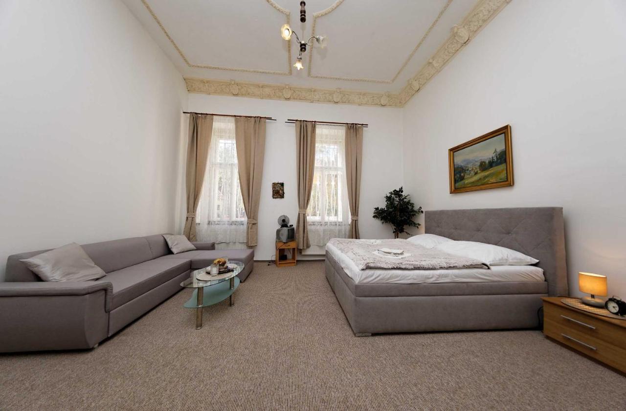 Apartments U Cisare Praha Bagian luar foto